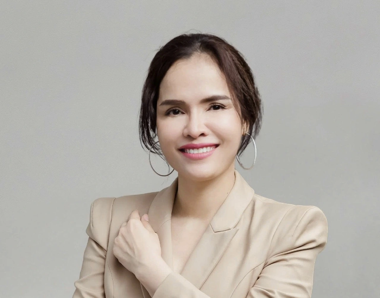 Bà NGUYỄN THỊ HƯƠNG - HÀ NỘI